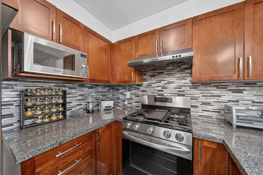 5740 Toronto Road #105