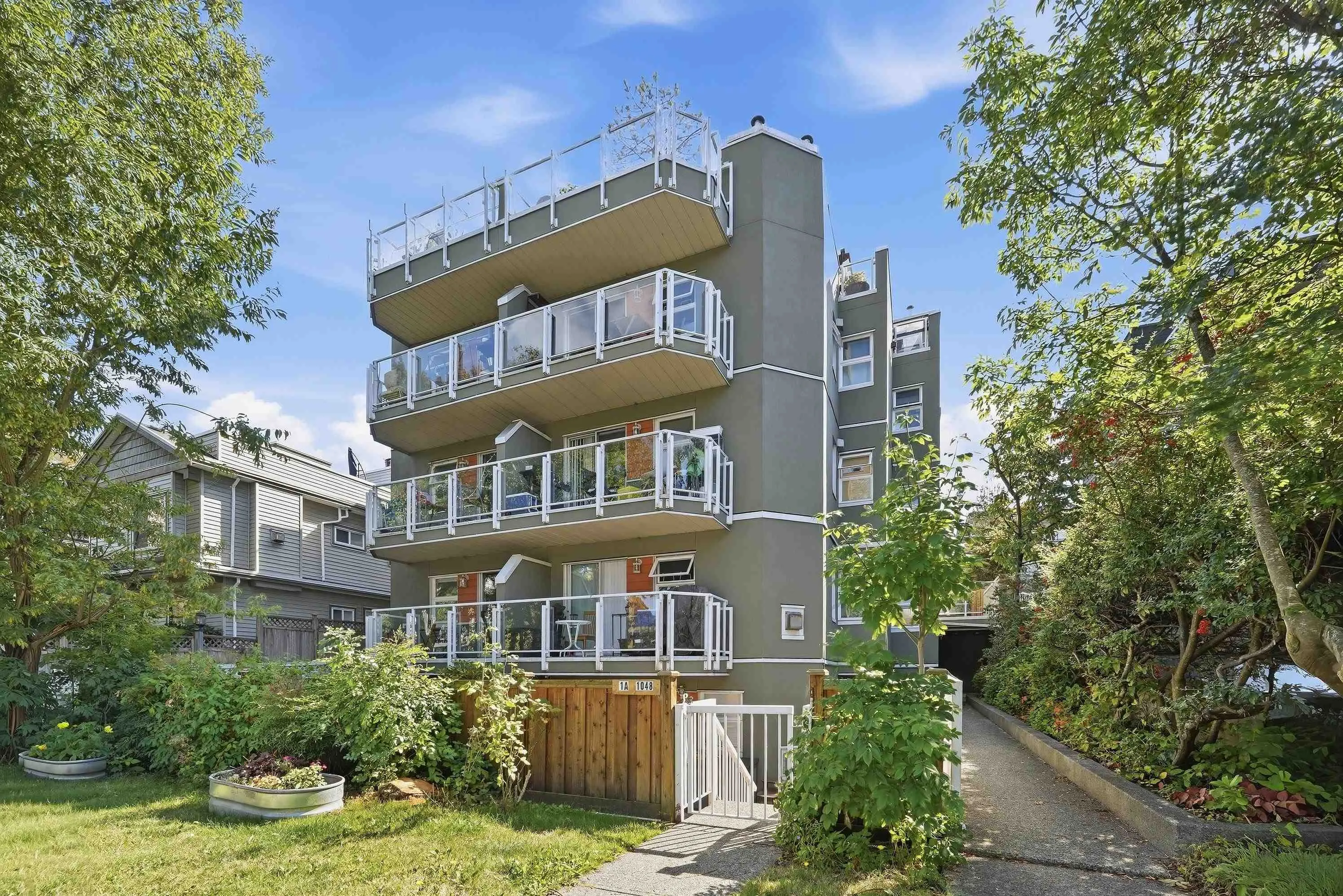 1048 E 7th Avenue #2B