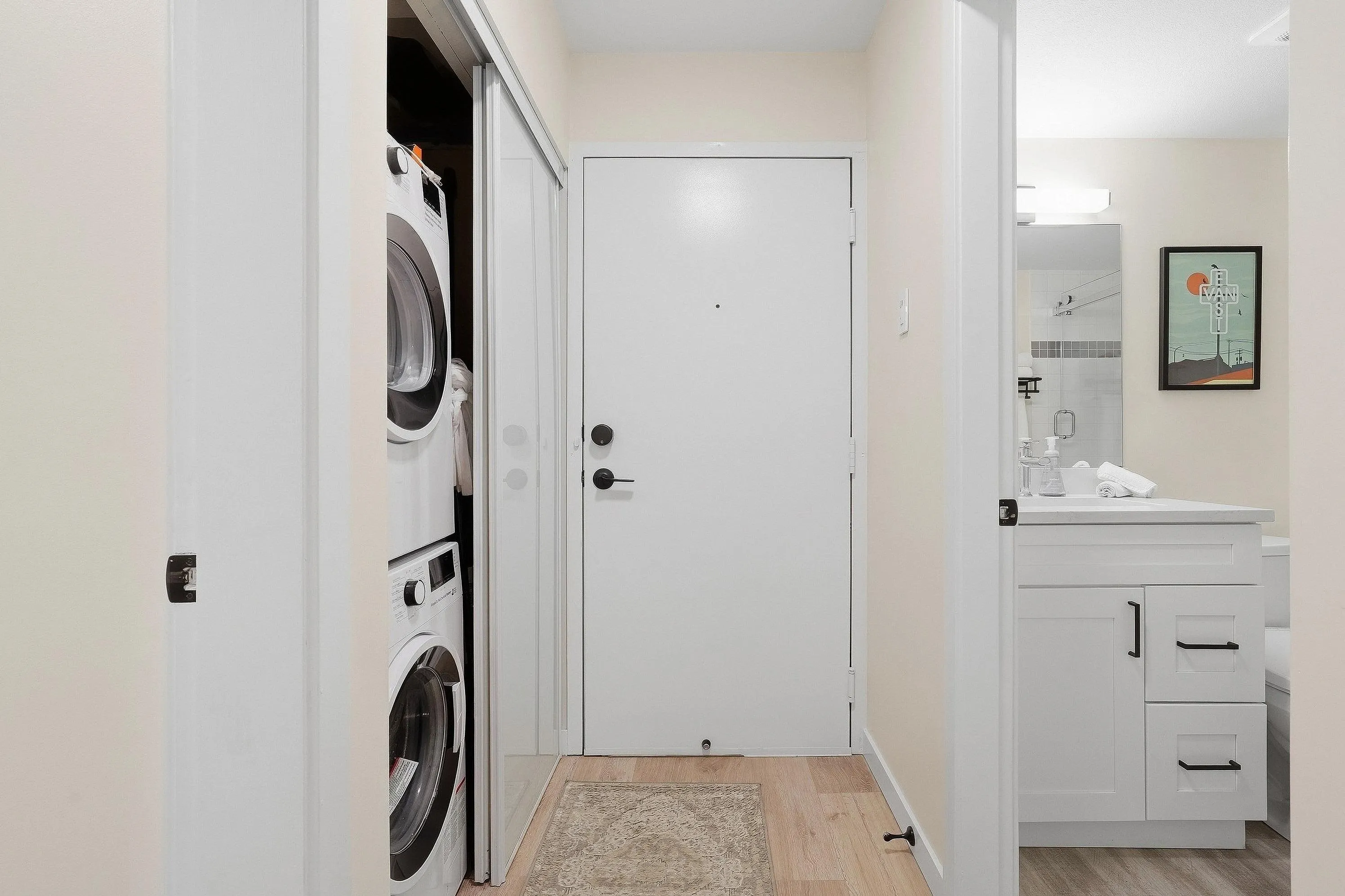 1048 E 7th Avenue #2B