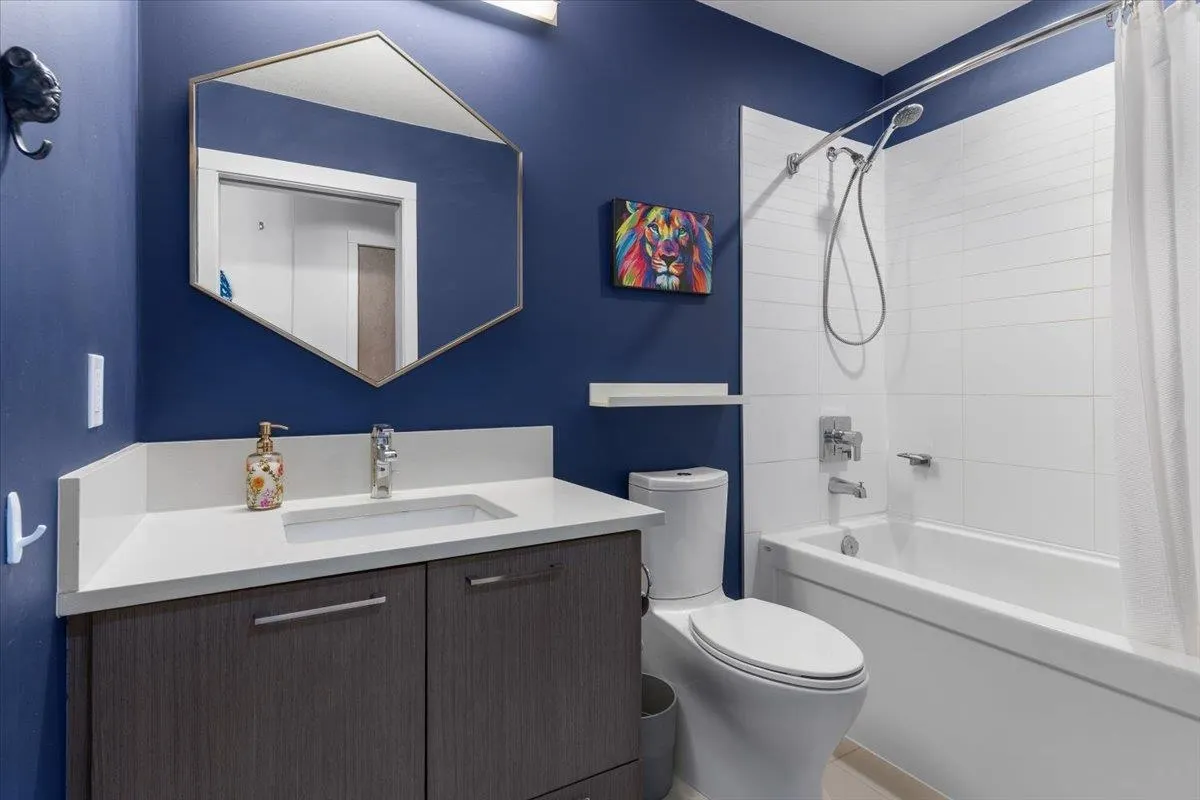 5981 Gray Avenue #313