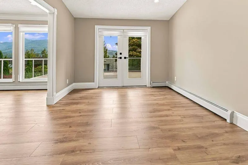 734 Carleton Drive