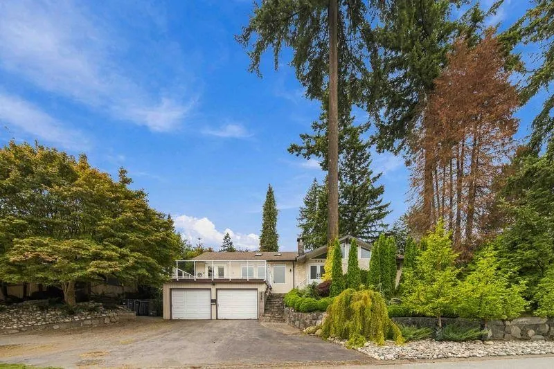 734 Carleton Drive