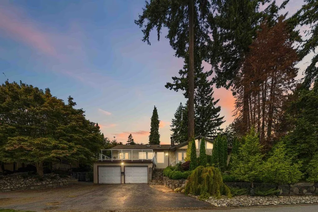 734 Carleton Drive
