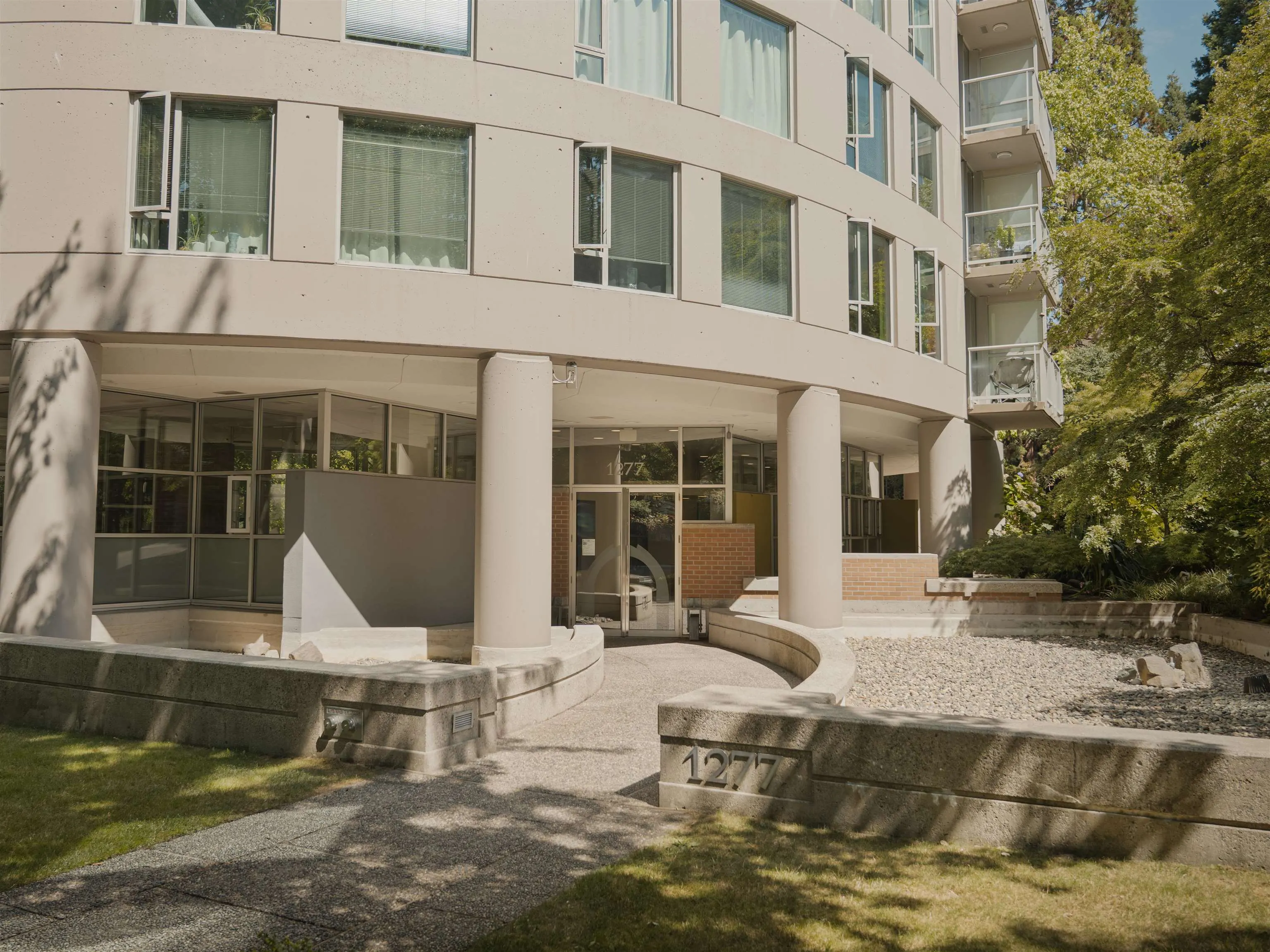 1277 Nelson Street #1201