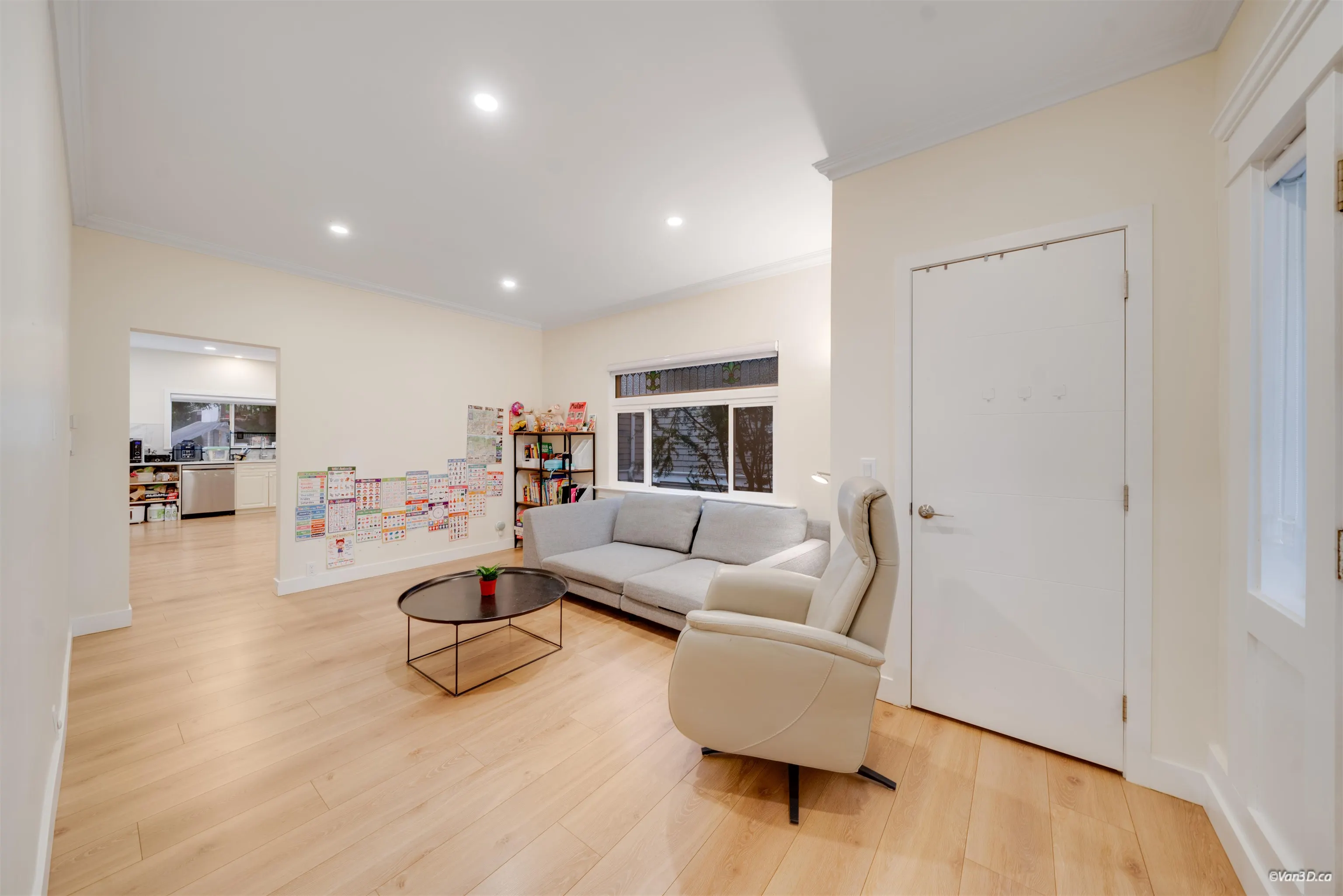 2343 W 45th Avenue