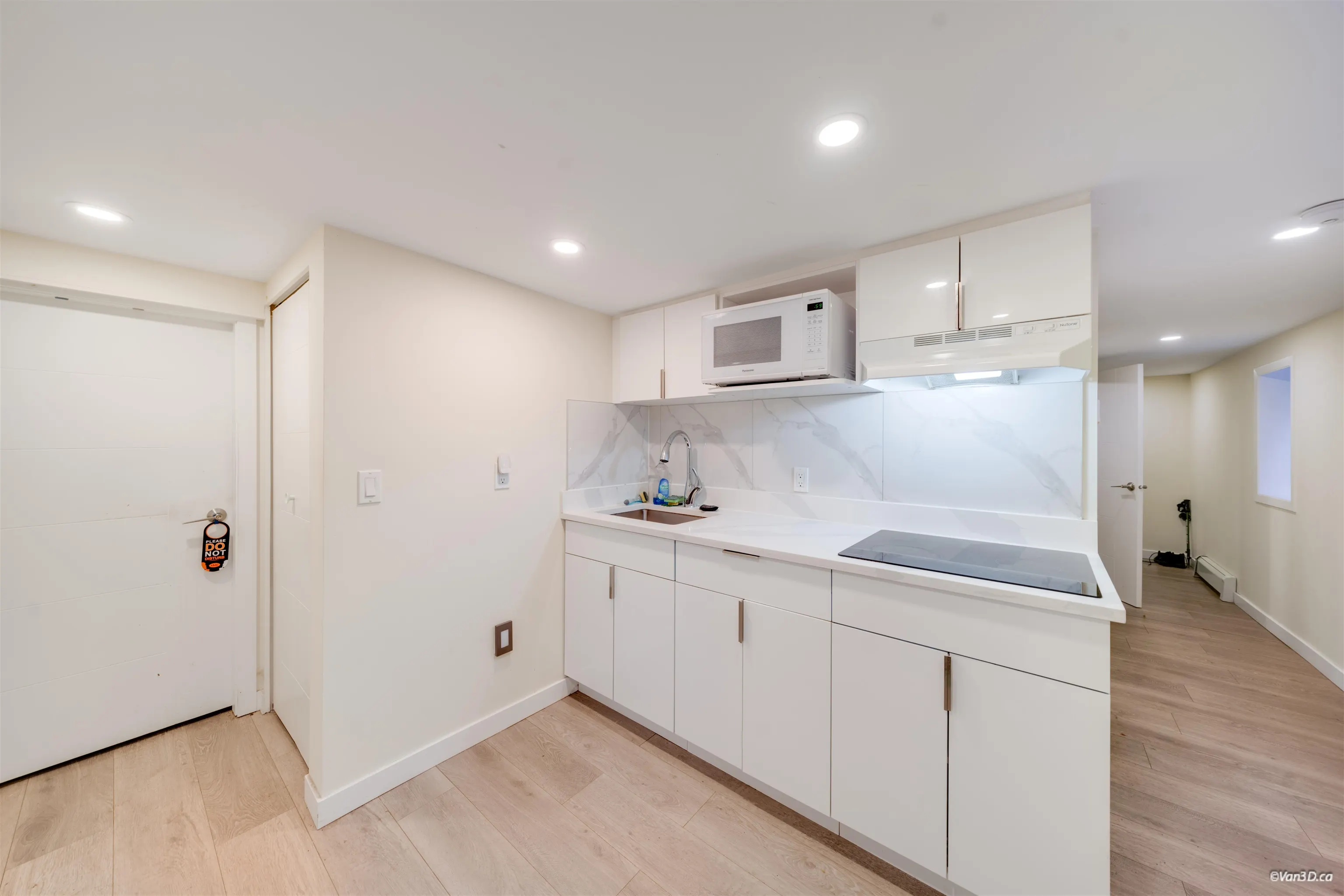 2343 W 45th Avenue