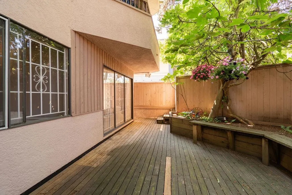2190 W 8th Avenue #102