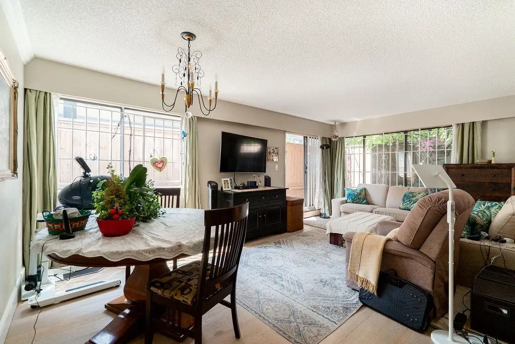 2190 W 8th Avenue #102