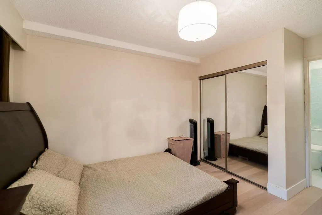 2190 W 8th Avenue #102