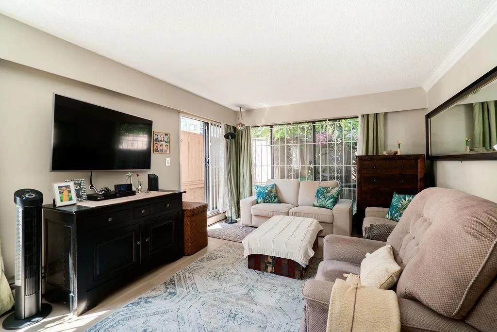 2190 W 8th Avenue #102