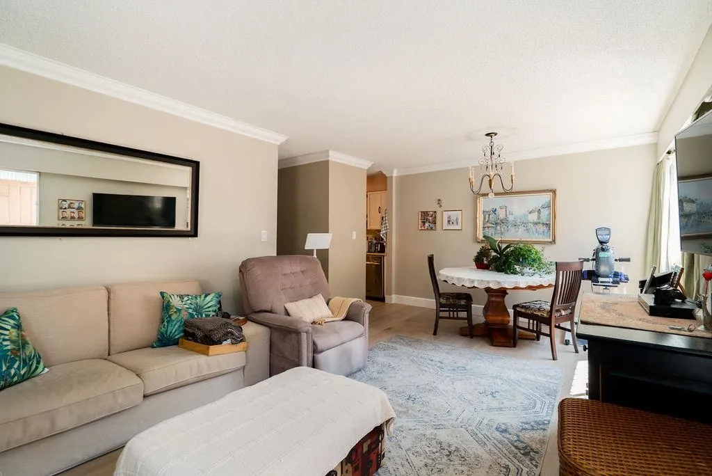 2190 W 8th Avenue #102