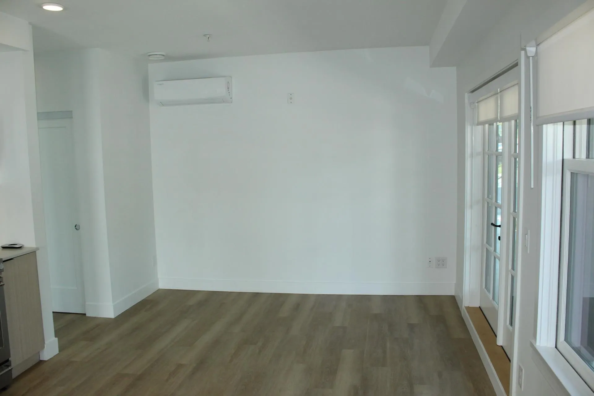 1306 Laval Square #202