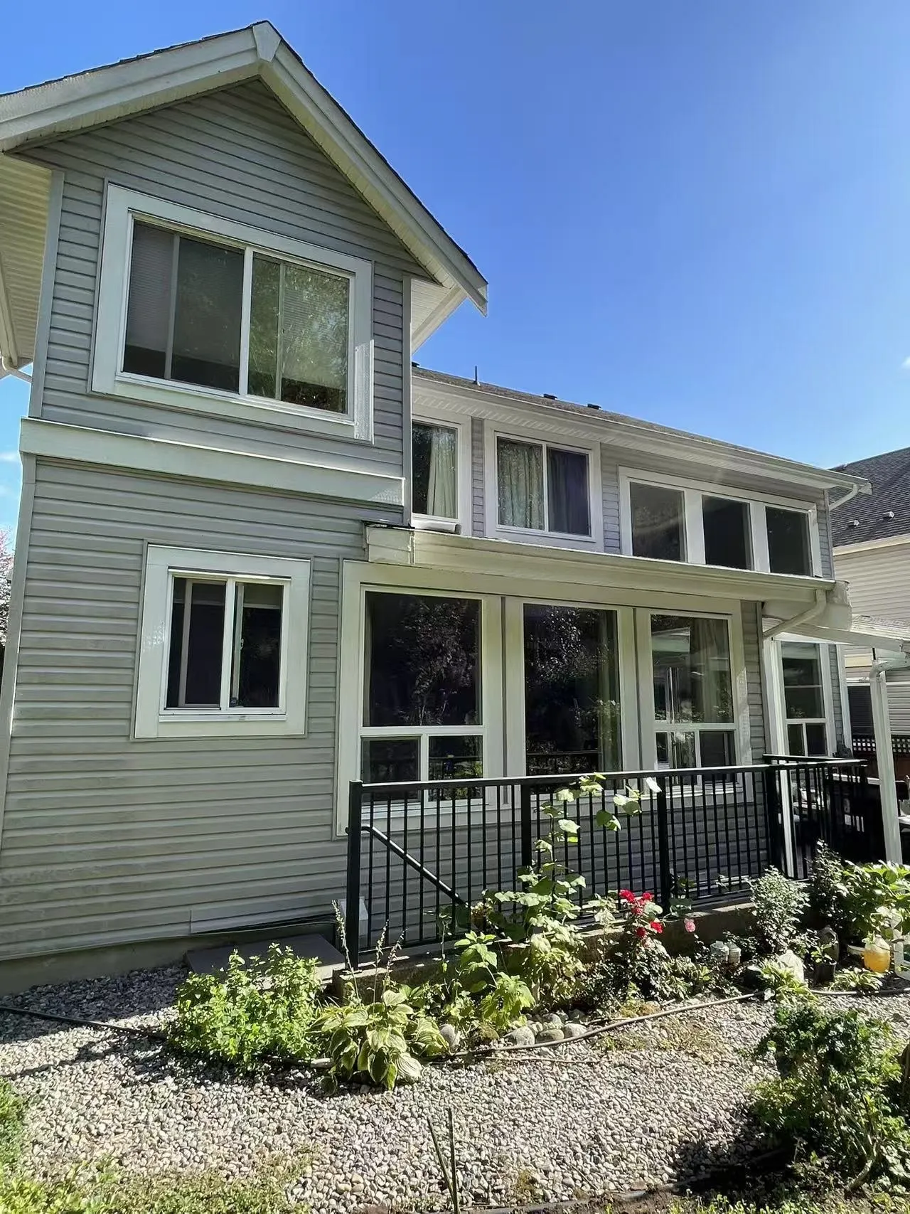 4000 Devonshire Avenue