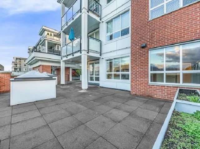2180 Kelly Avenue #4301