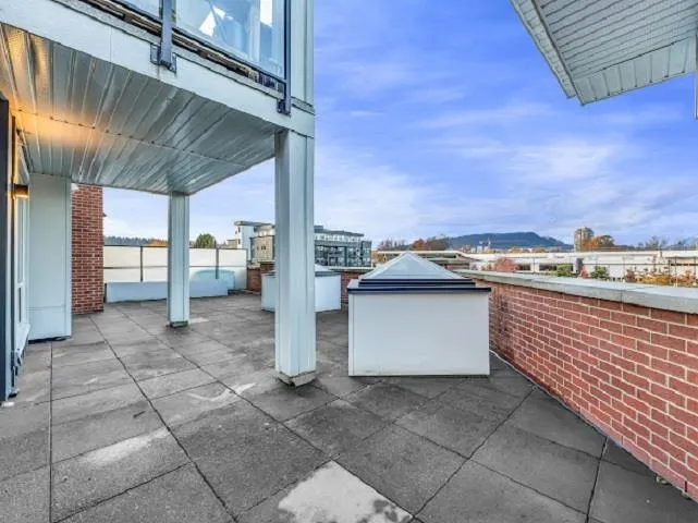 2180 Kelly Avenue #4301