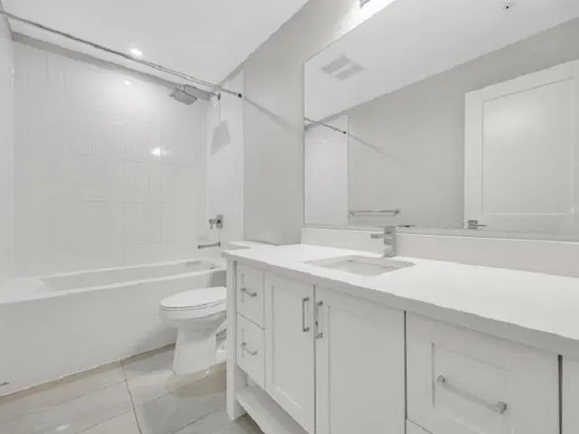 2180 Kelly Avenue #4301