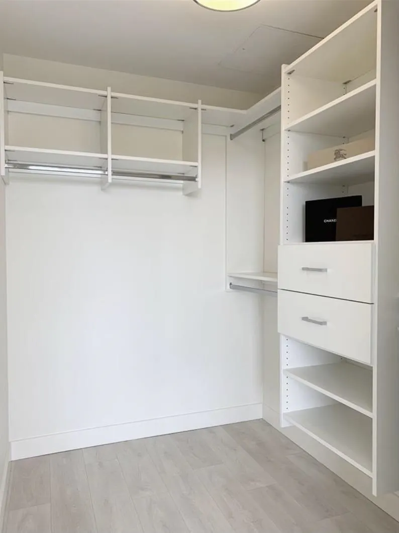 5051 Imperial Street #404