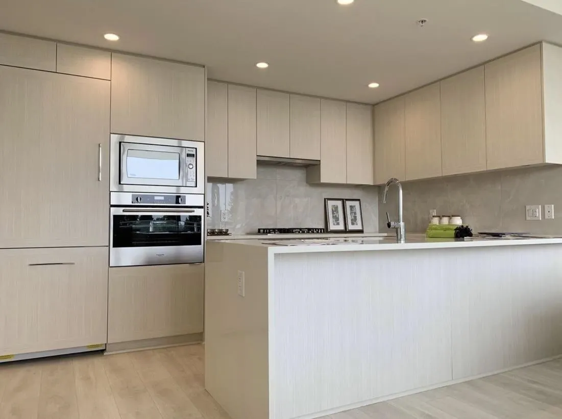 5051 Imperial Street #404