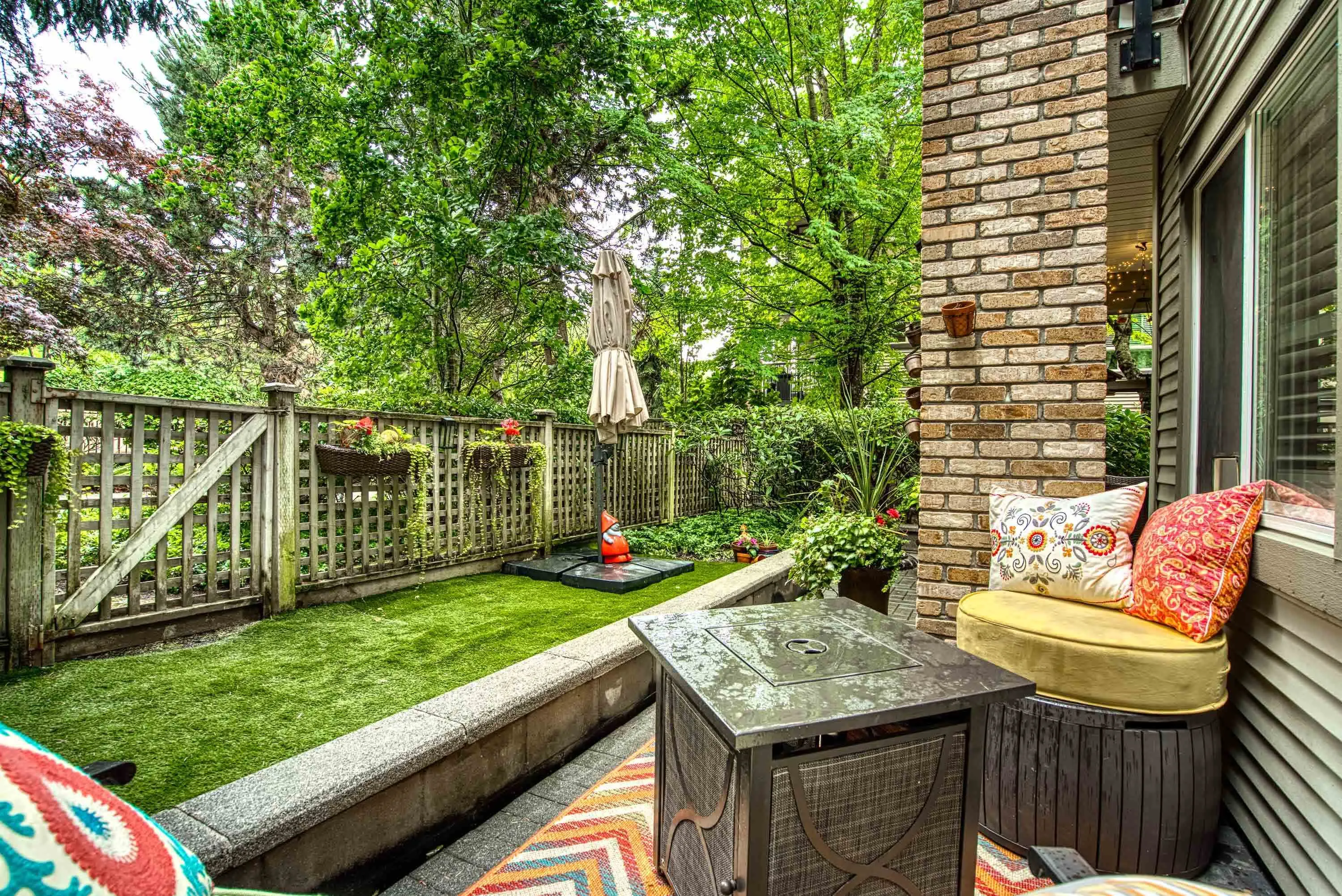 8717 160 Street #209