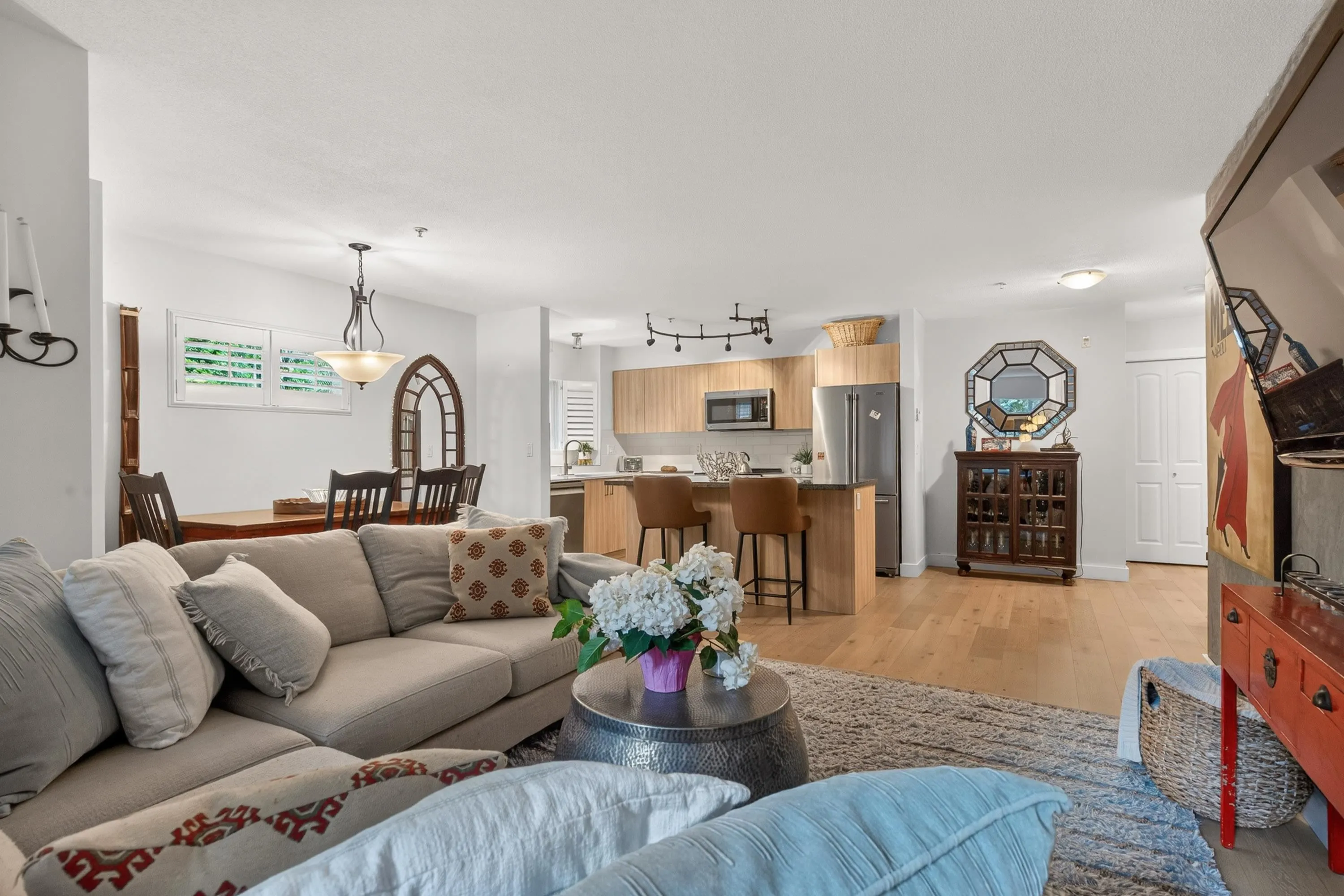 8717 160 Street #209