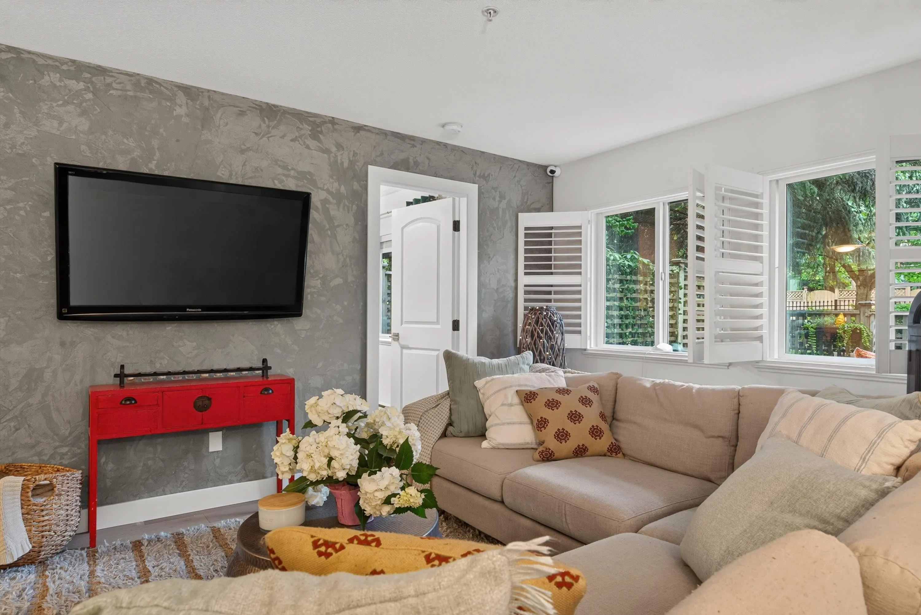 8717 160 Street #209
