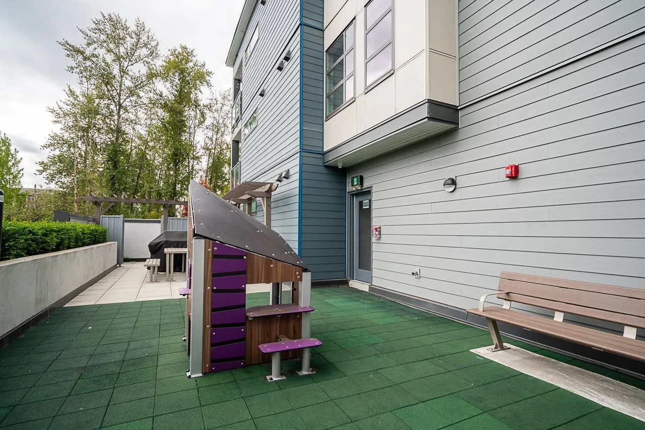 7920 206 Street #515