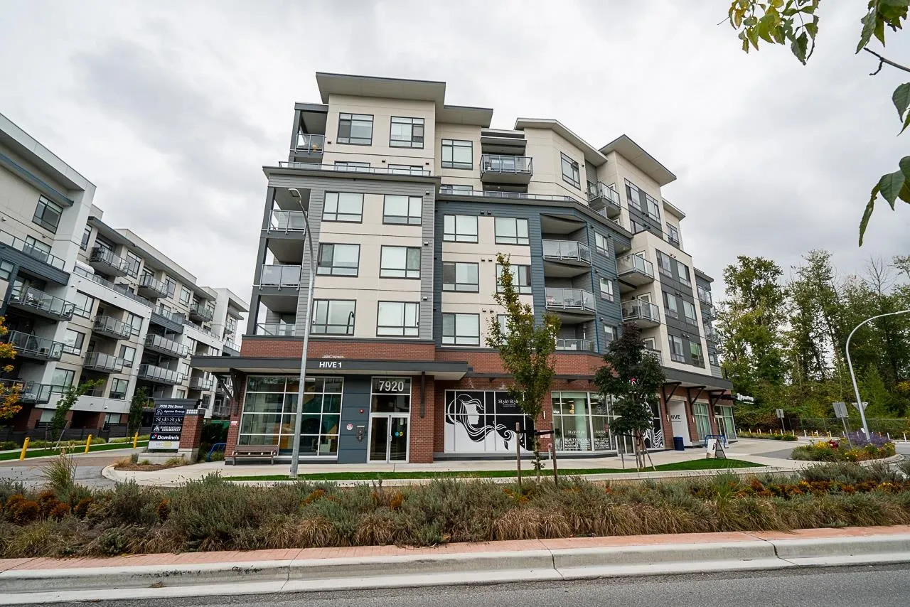 7920 206 Street #515
