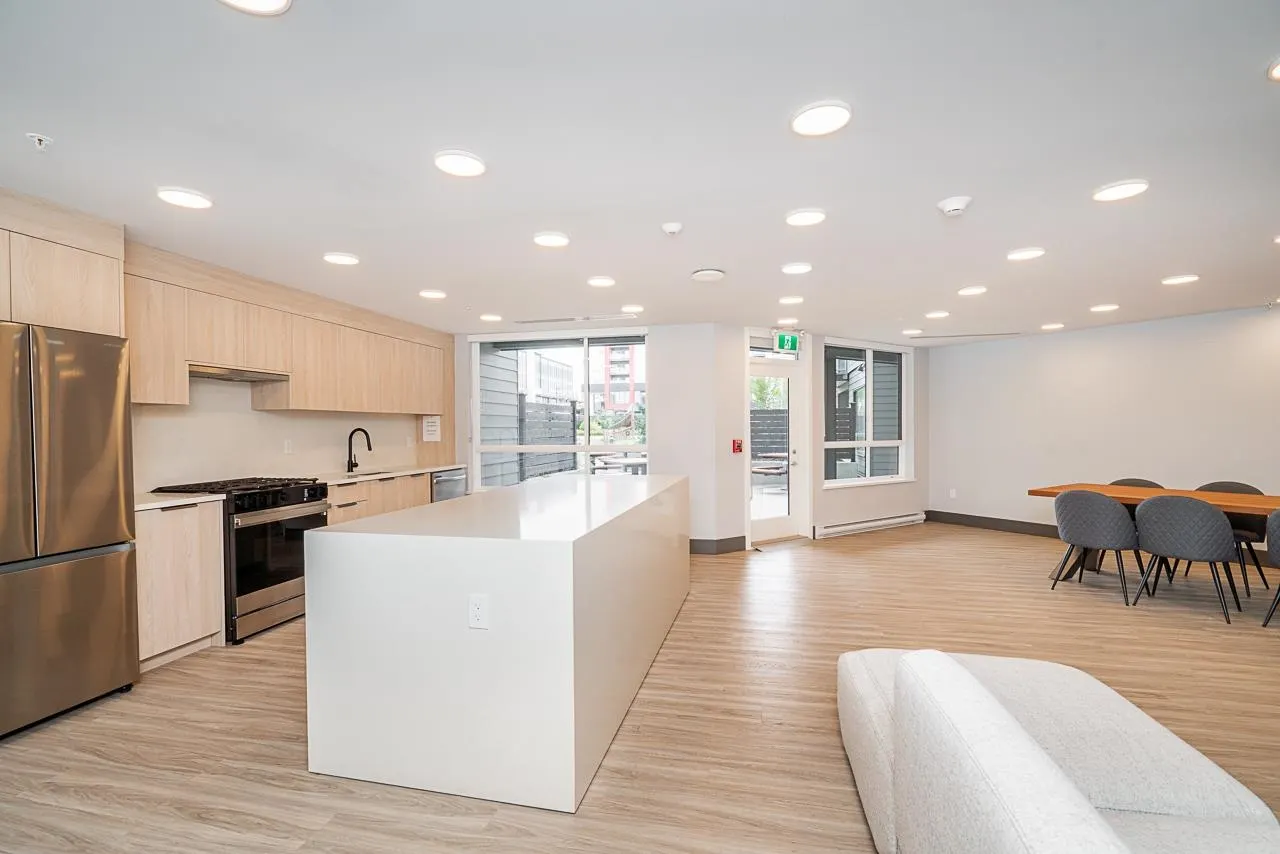 7920 206 Street #515