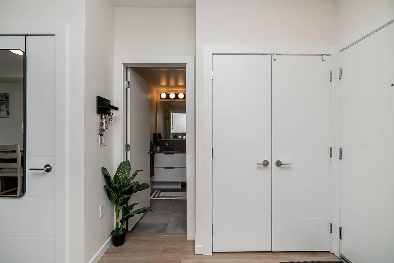 7920 206 Street #515