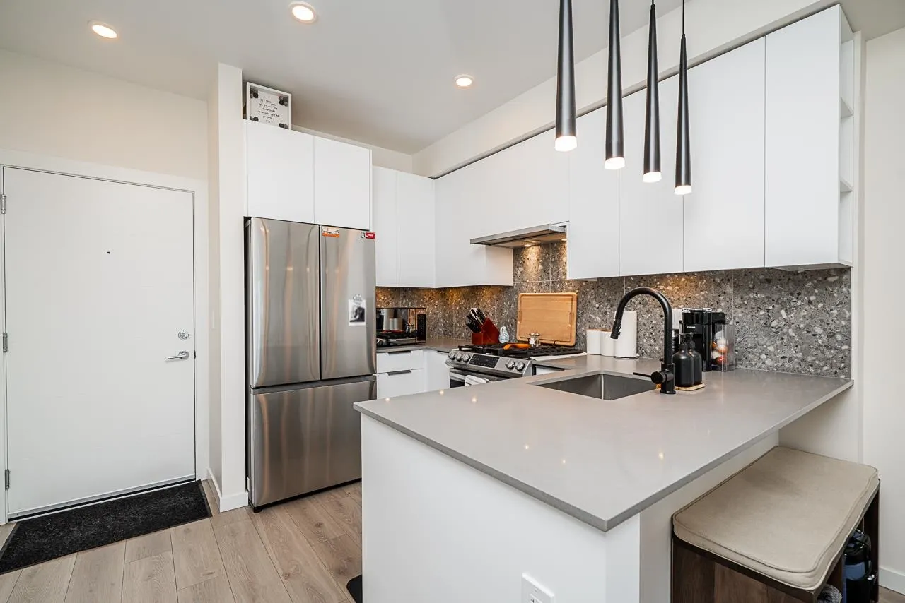 7920 206 Street #515