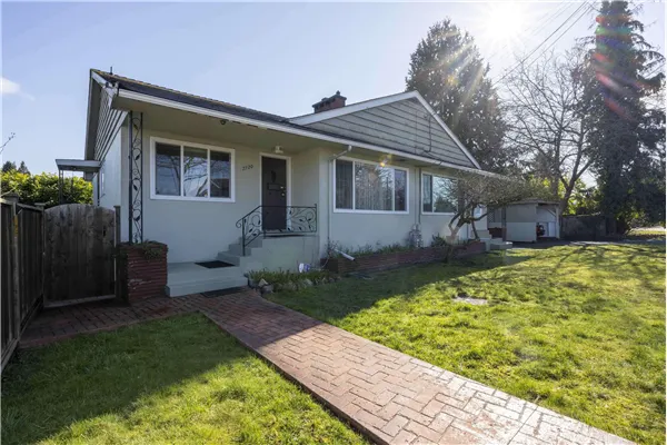 7722 Graham Avenue #7720