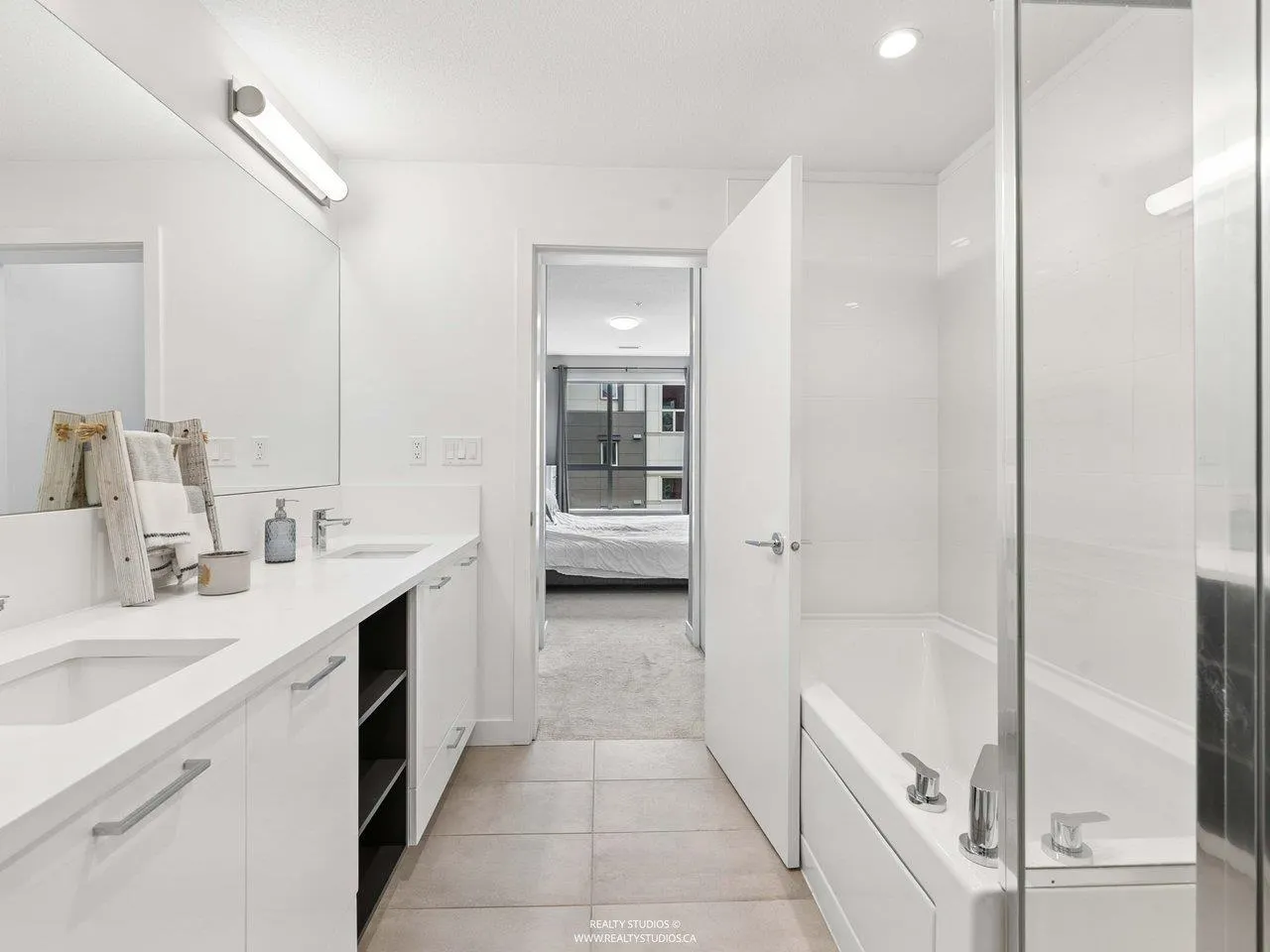 3581 Ross Drive #405