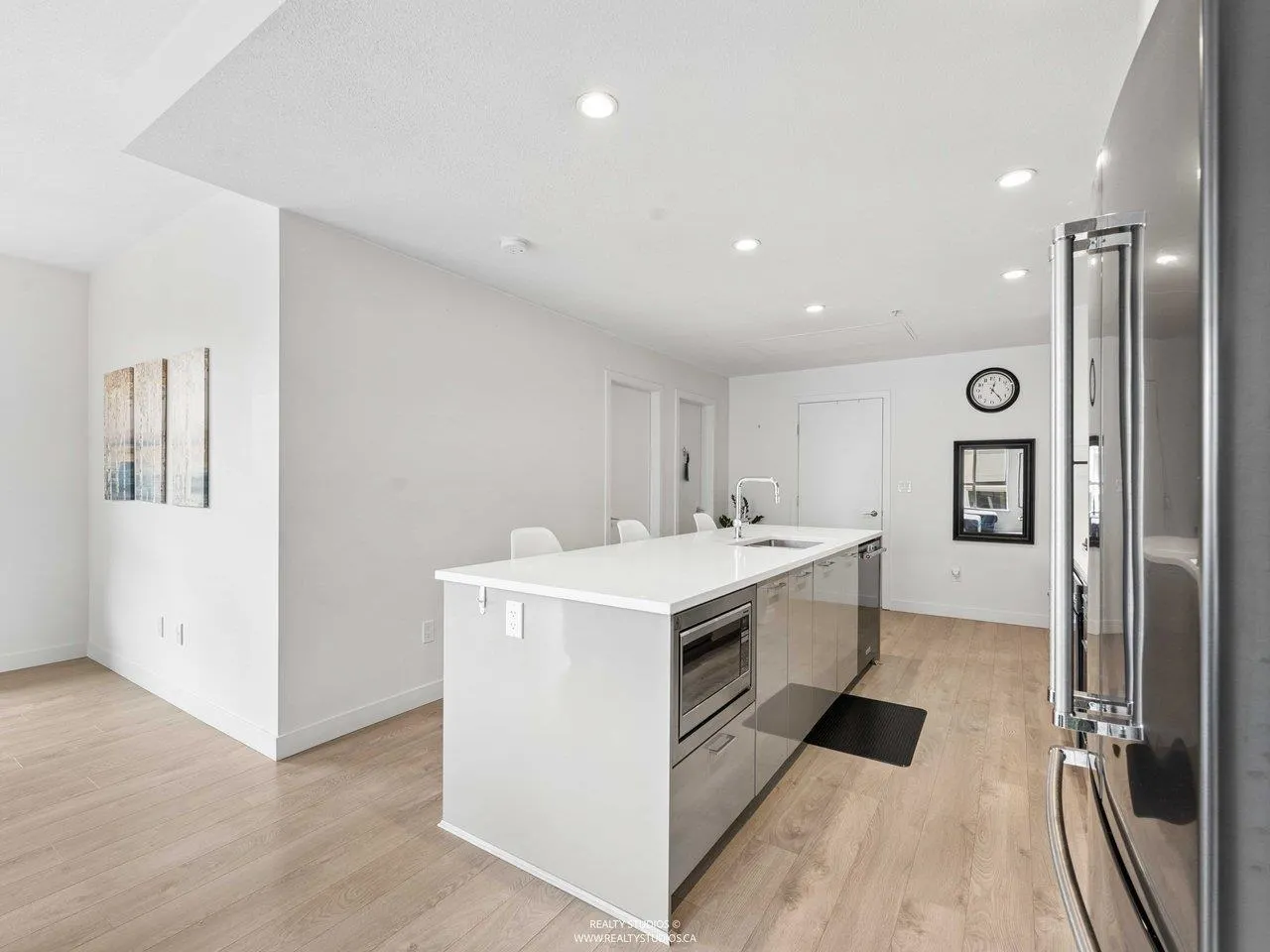3581 Ross Drive #405