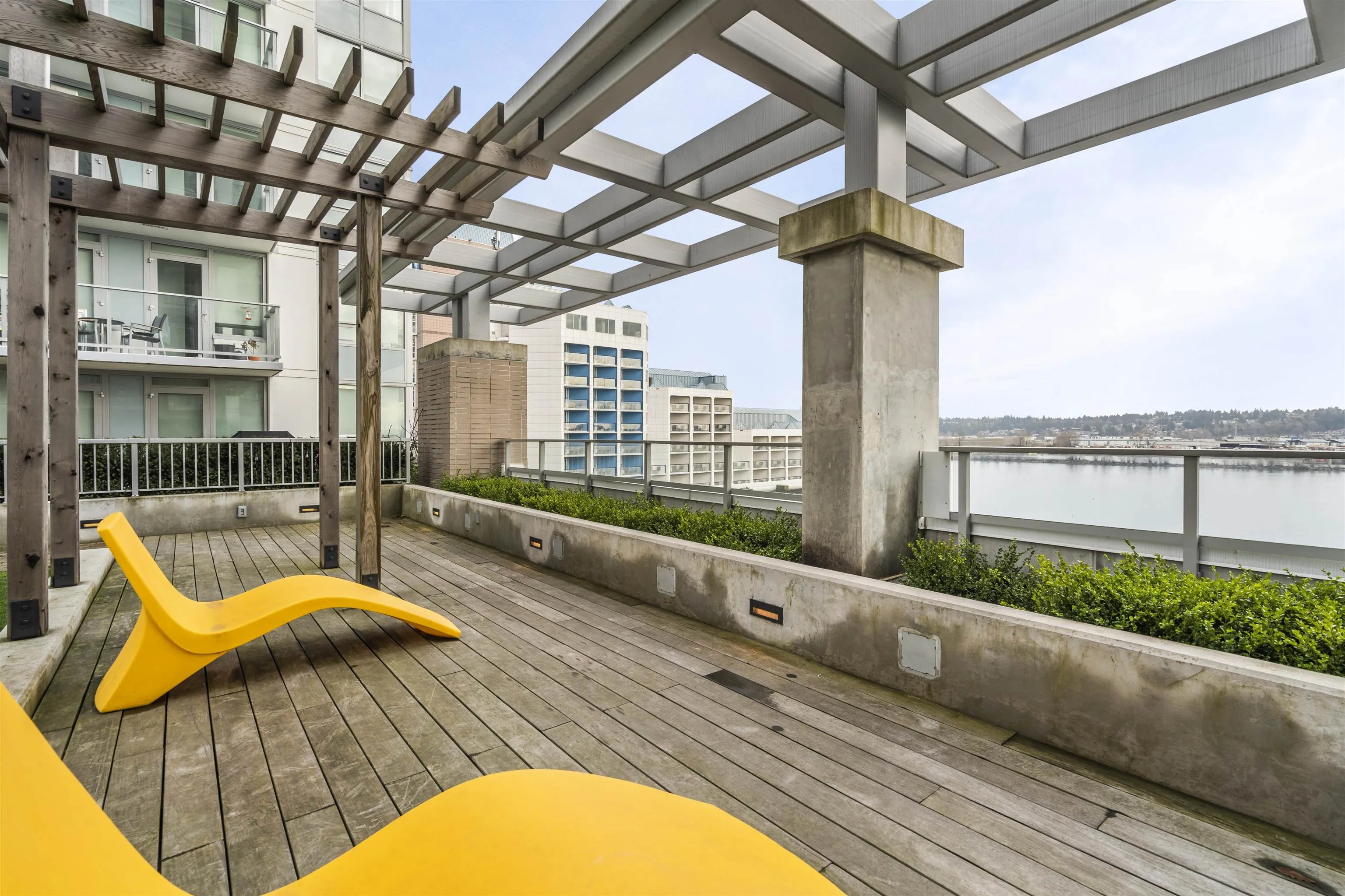 988 Quayside Drive #1803