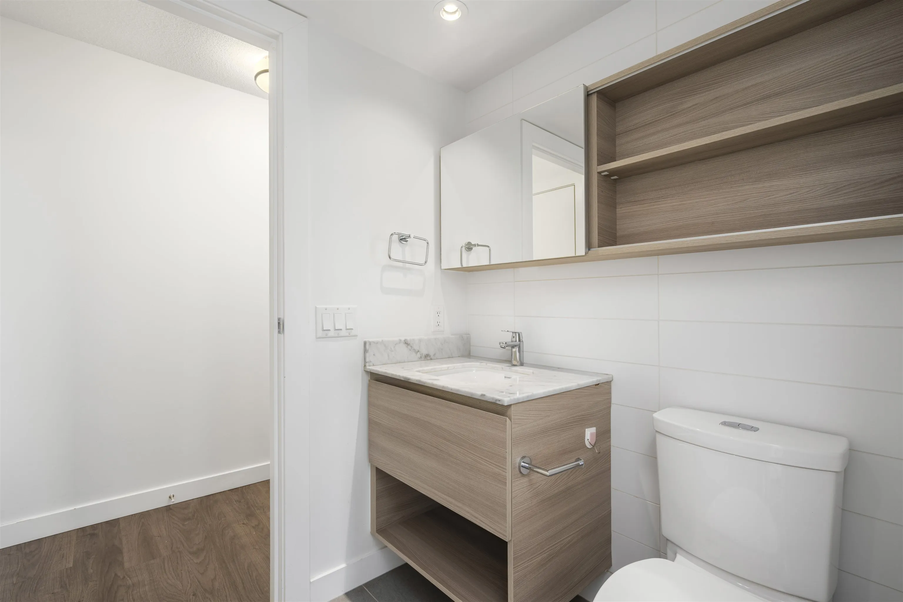 988 Quayside Drive #1803