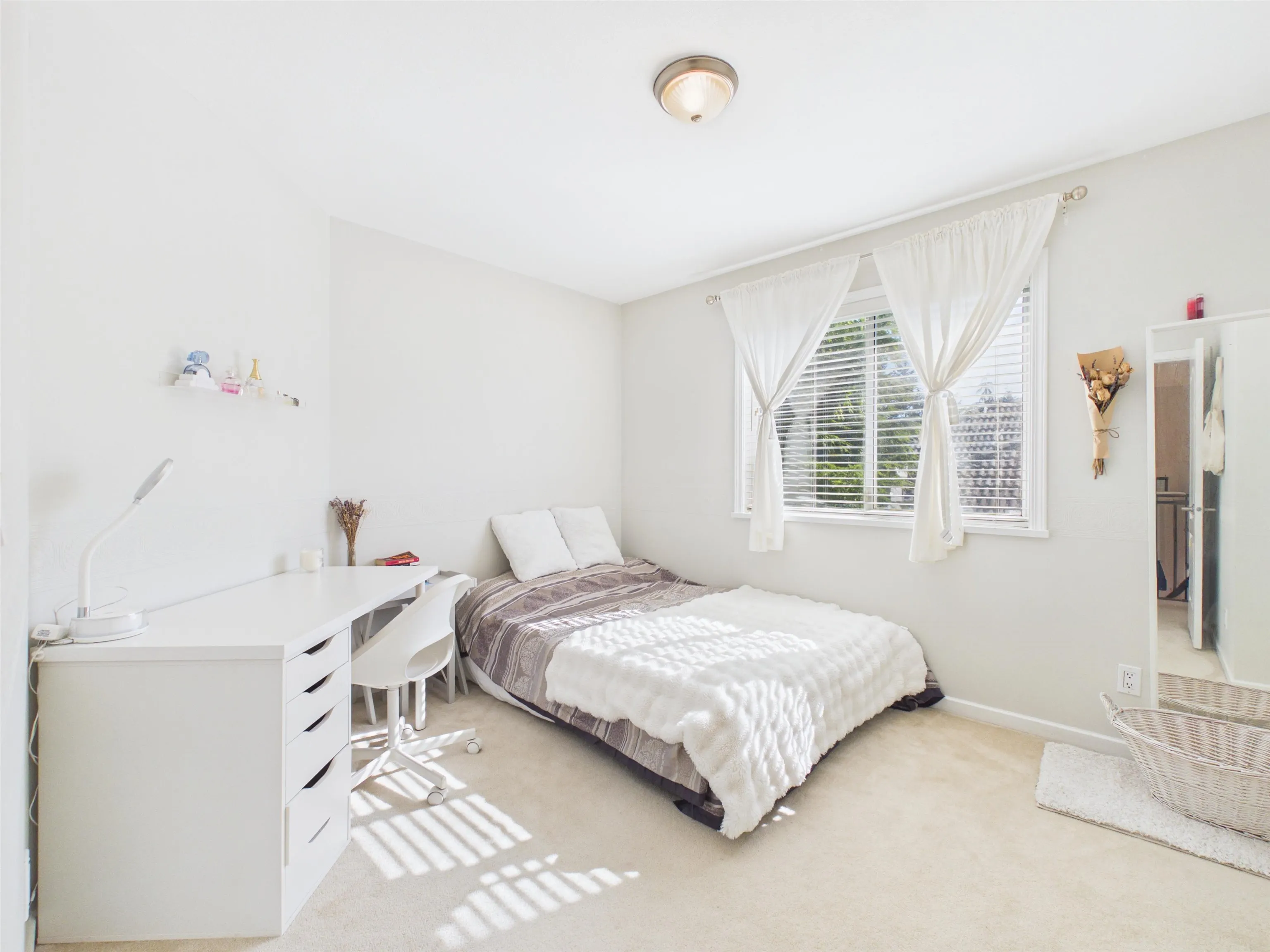 1536 Salal Crescent