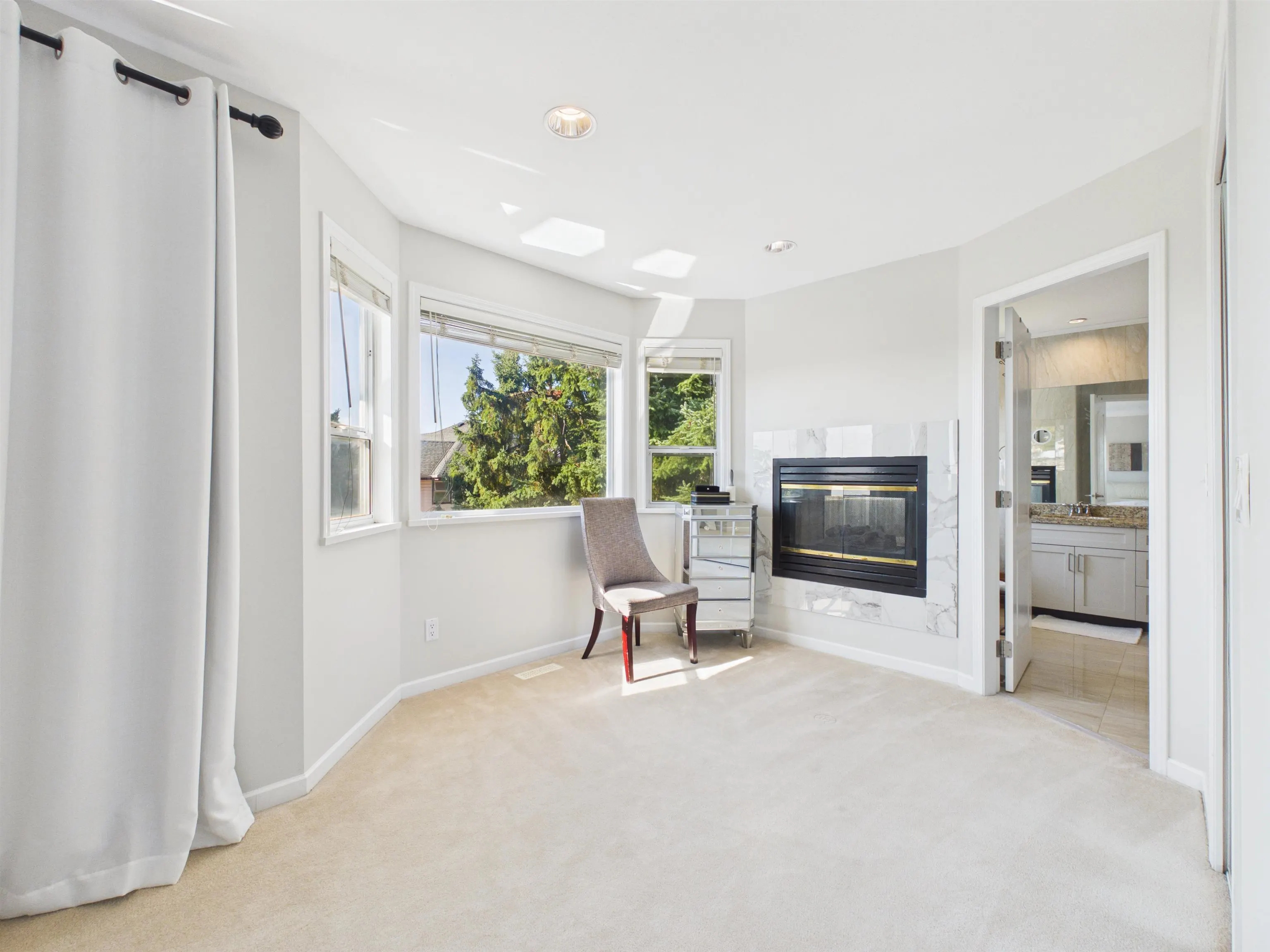 1536 Salal Crescent