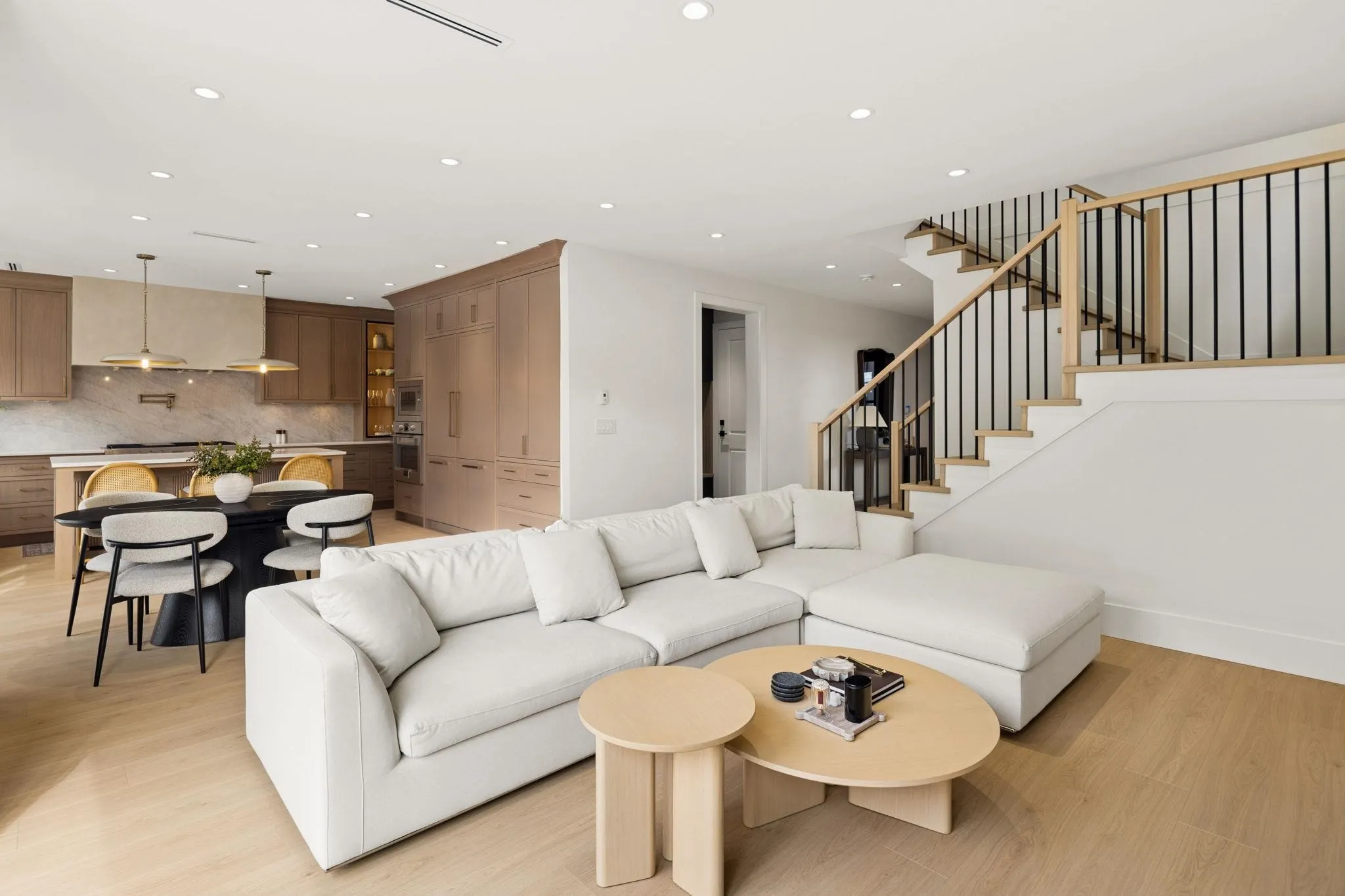 4355 64 Street