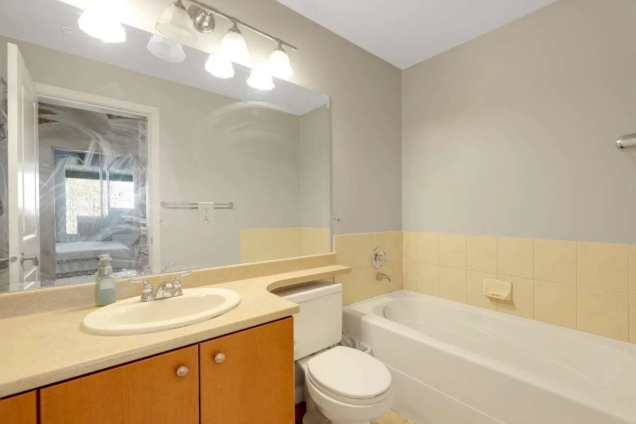 15380 102a Avenue #229