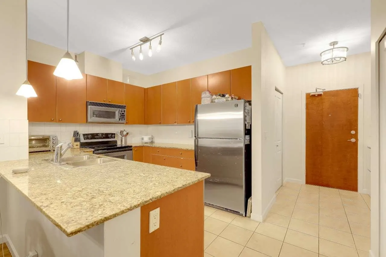 15380 102a Avenue #229