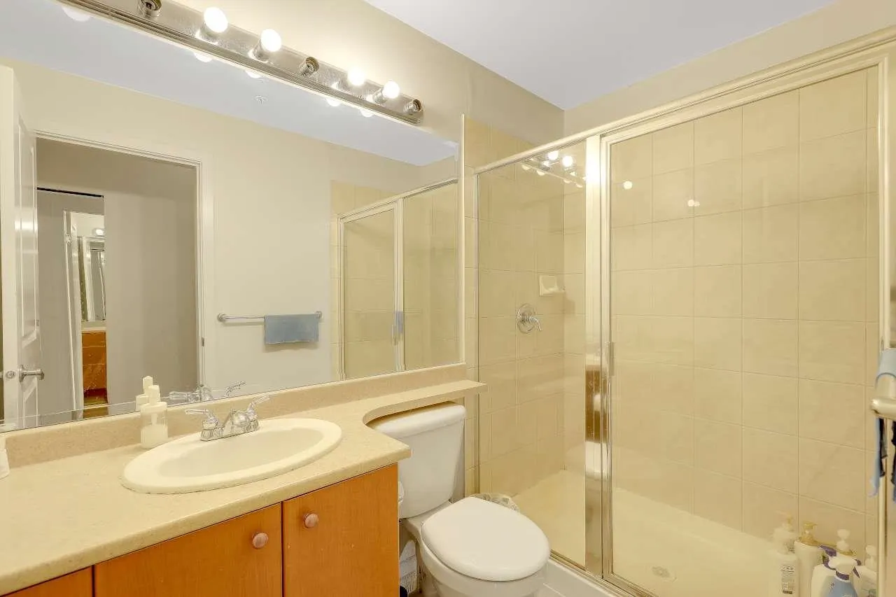 15380 102a Avenue #229