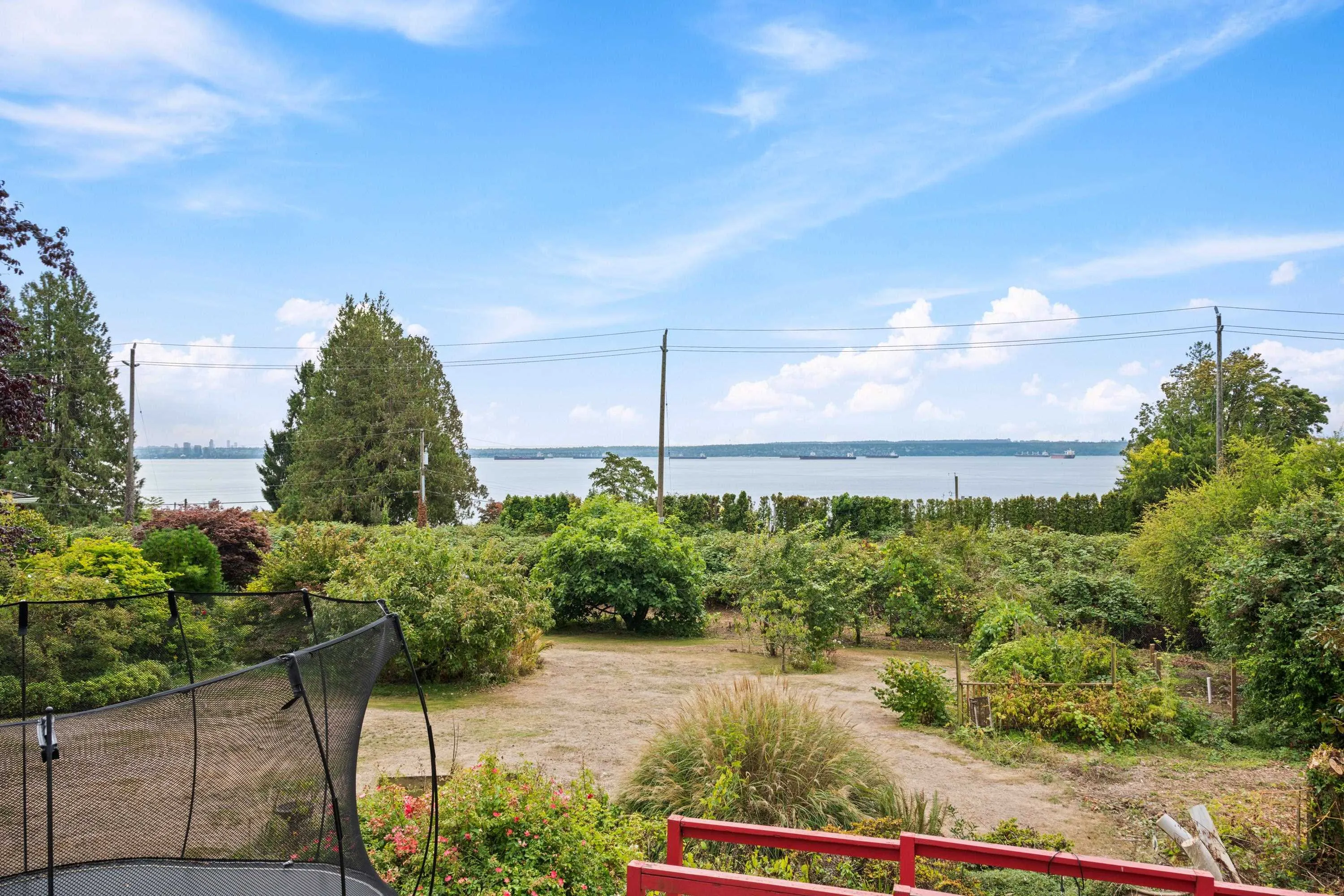 2820 Marine Drive