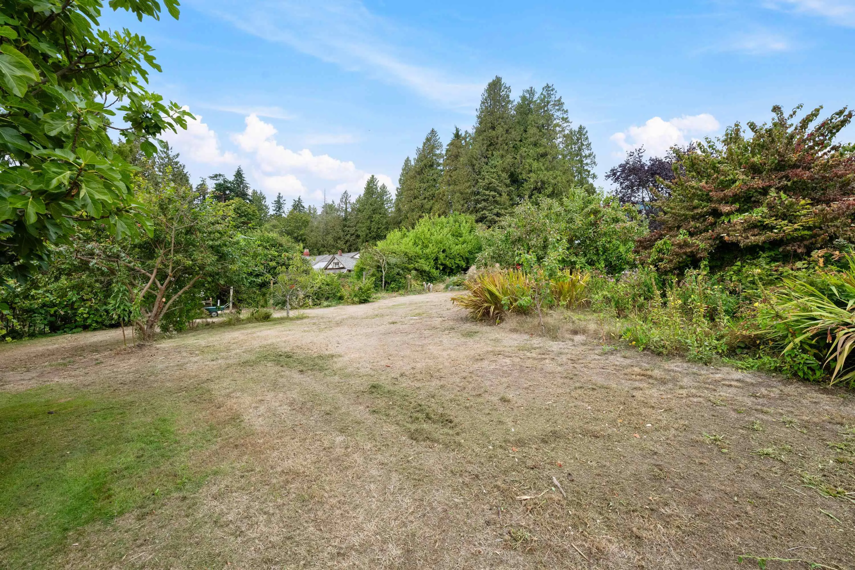 2820 Marine Drive