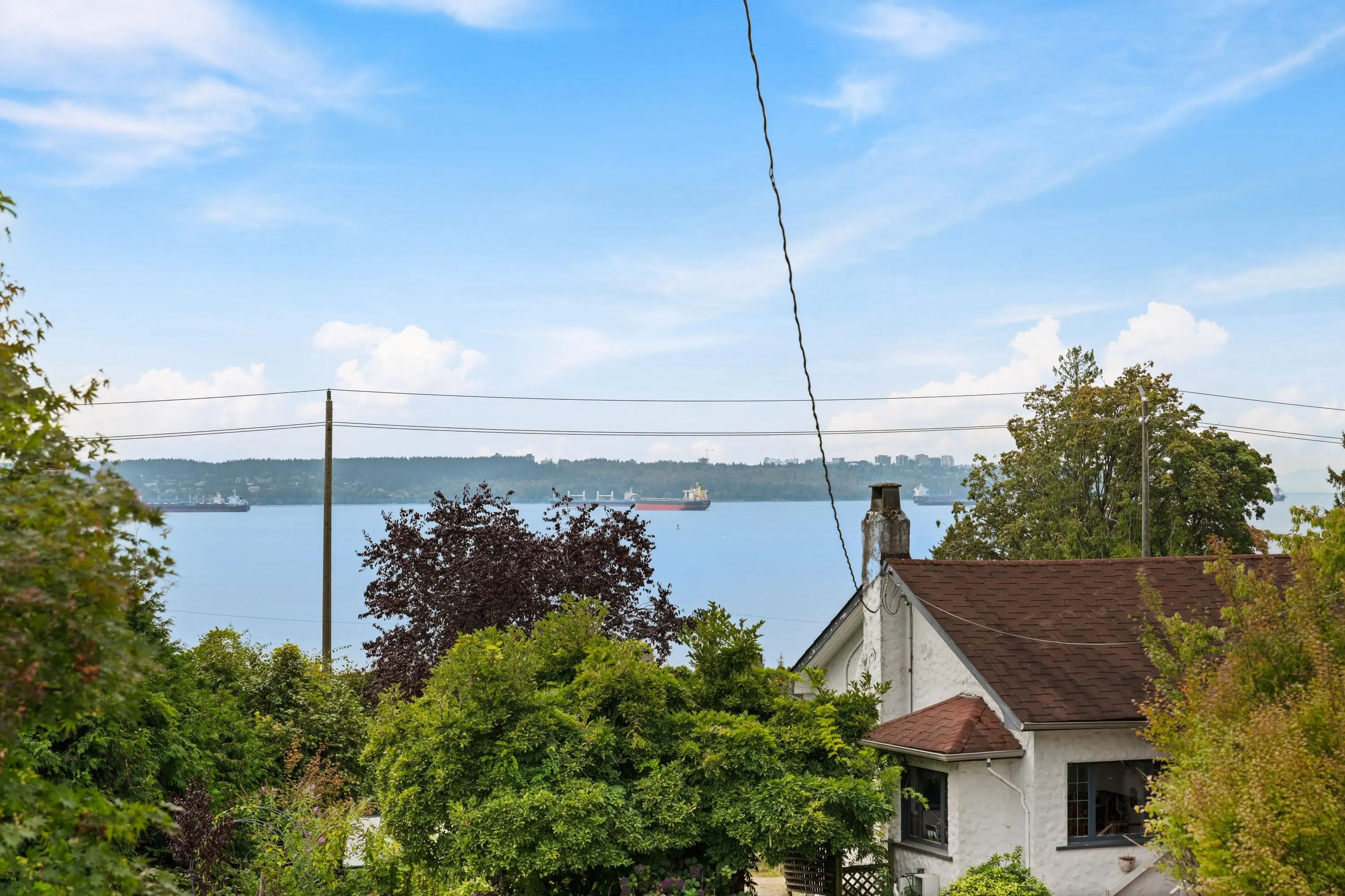 2820 Marine Drive