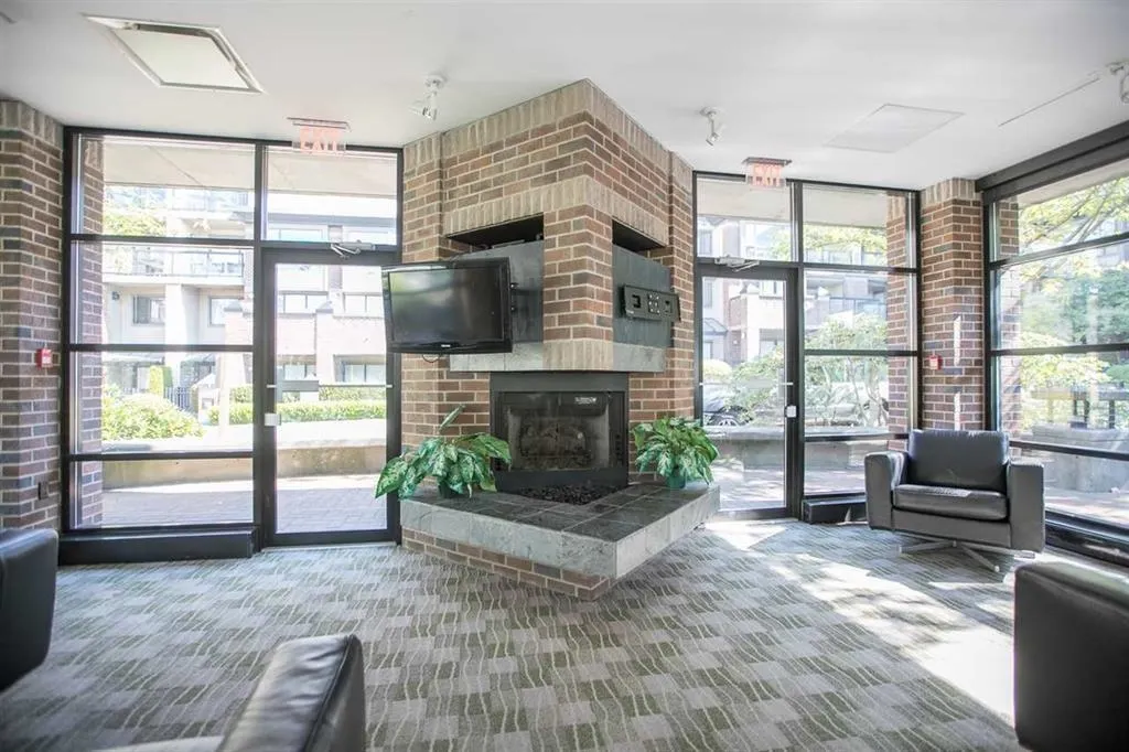 10838 City Parkway #328