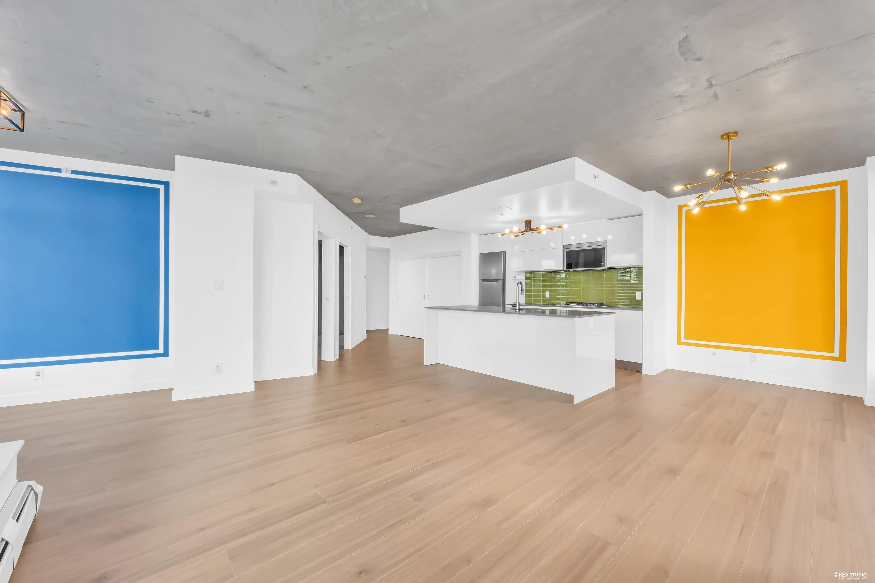 128 W Cordova Street #1806