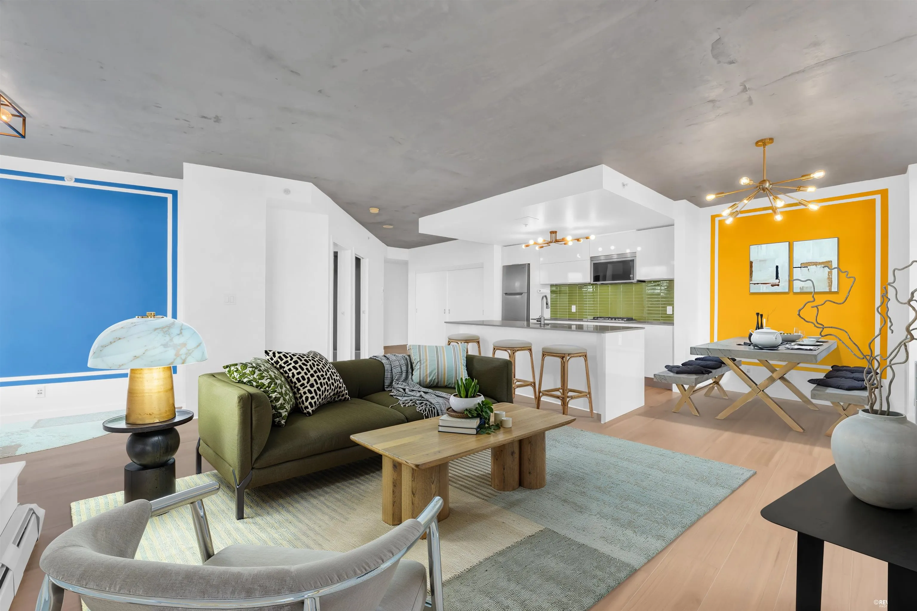 128 W Cordova Street #1806