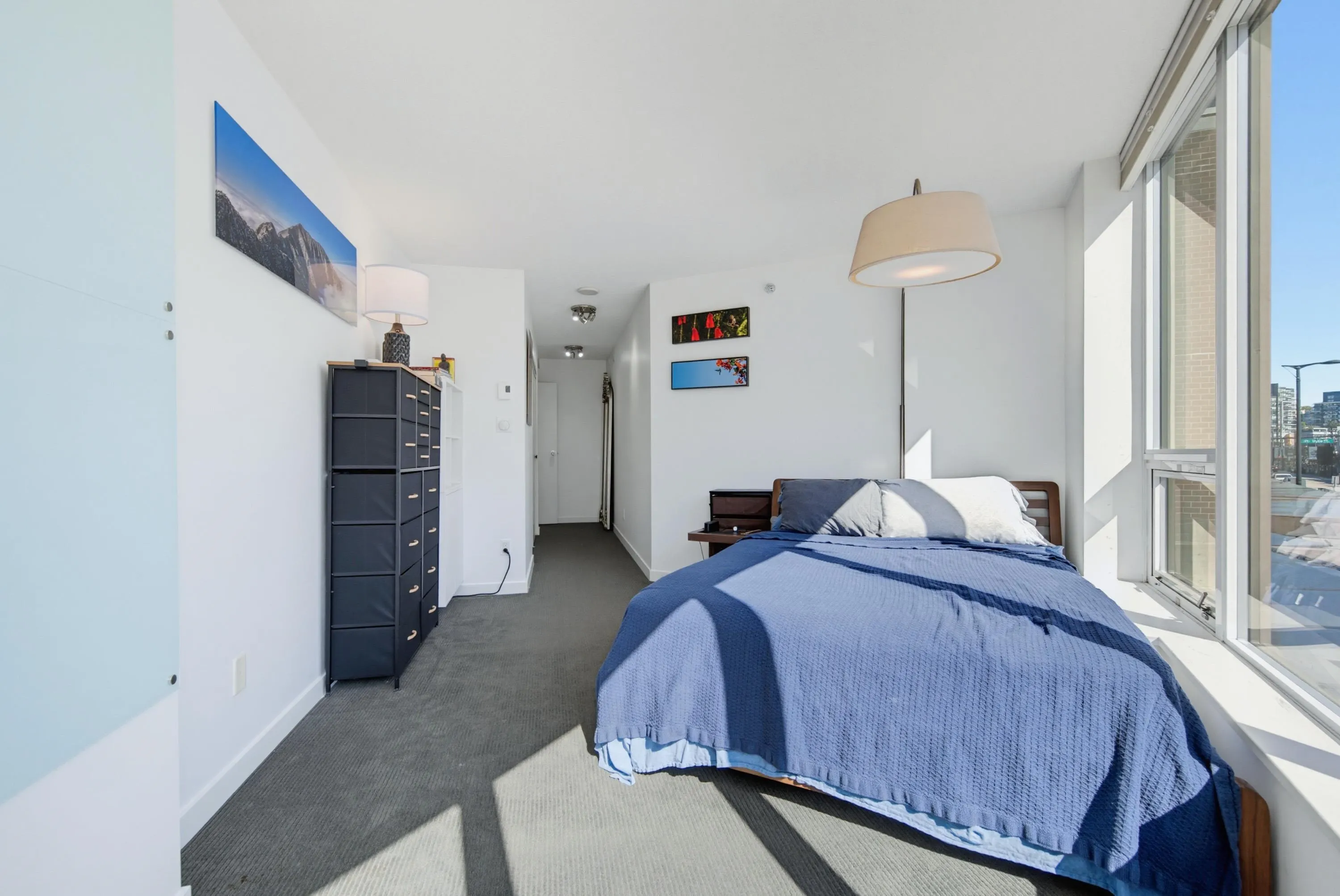 445 W 2nd Avenue #211