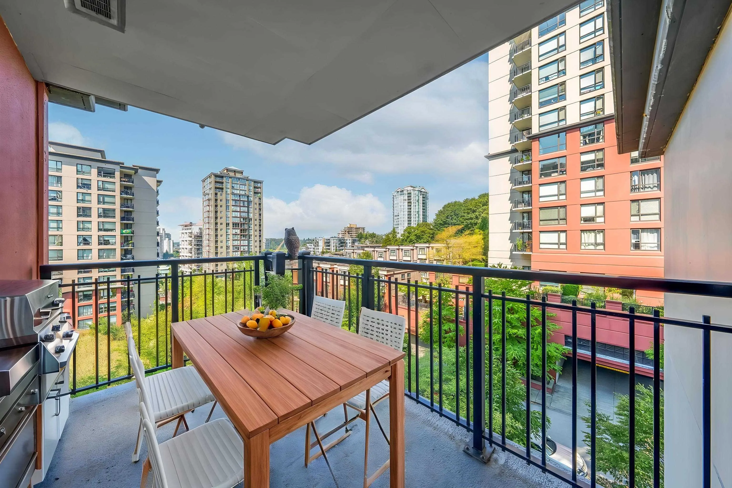 813 Agnes Street #601