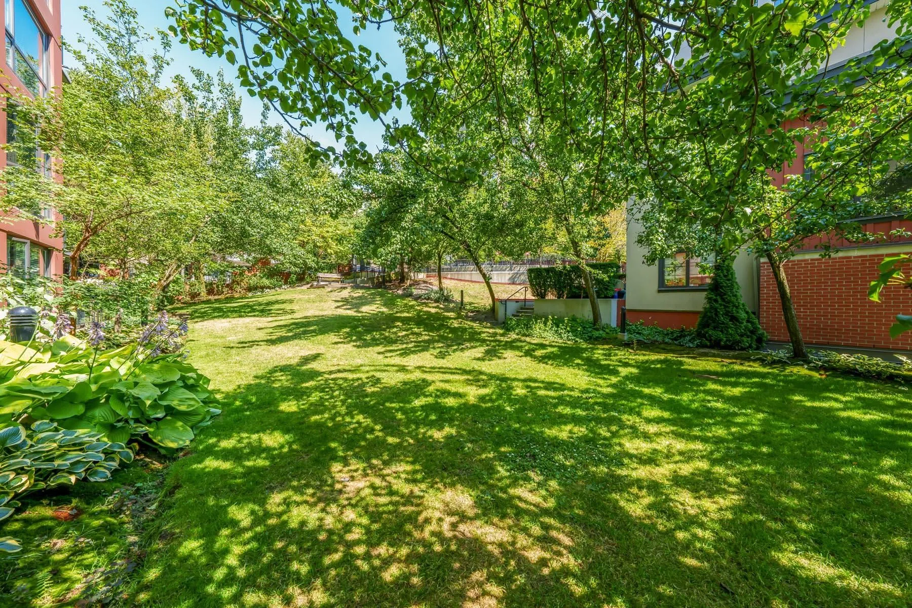 813 Agnes Street #601